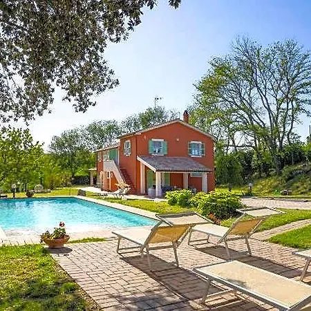 Alojamento de Acomodação e Pequeno-almoço Lemarche 5*