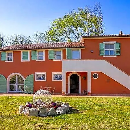 Bed & Breakfast Lemarche Rustico
