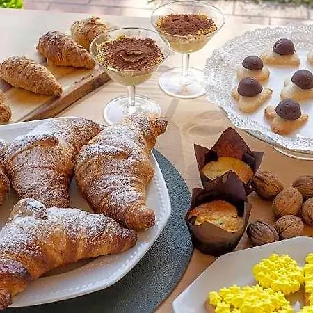 Lemarche Bed & Breakfast Rustico